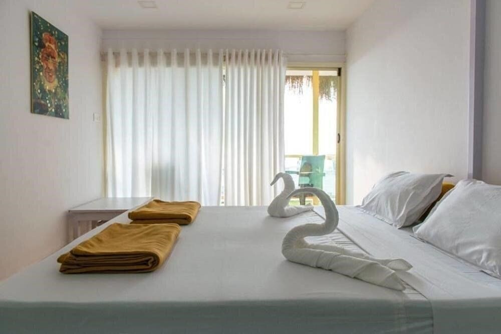 Fotografii Tahira Beach Resort 3*